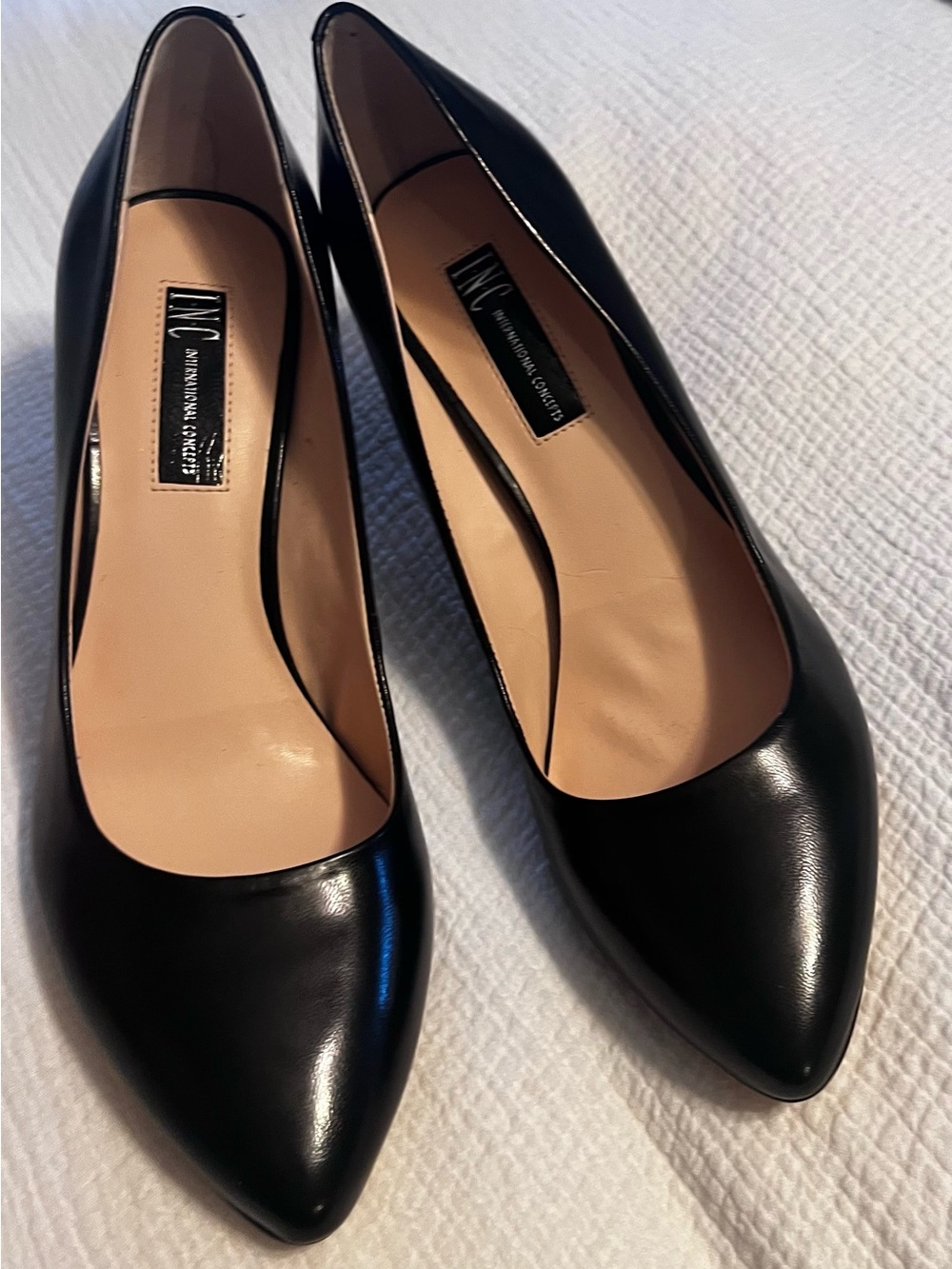 NIB INC International Concepts Zitah Black Leather Pointed-Toe Pump 8.5